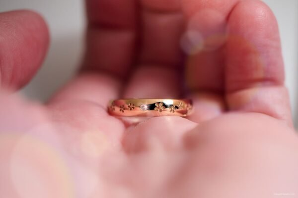 4mm Sakura with Diamonds